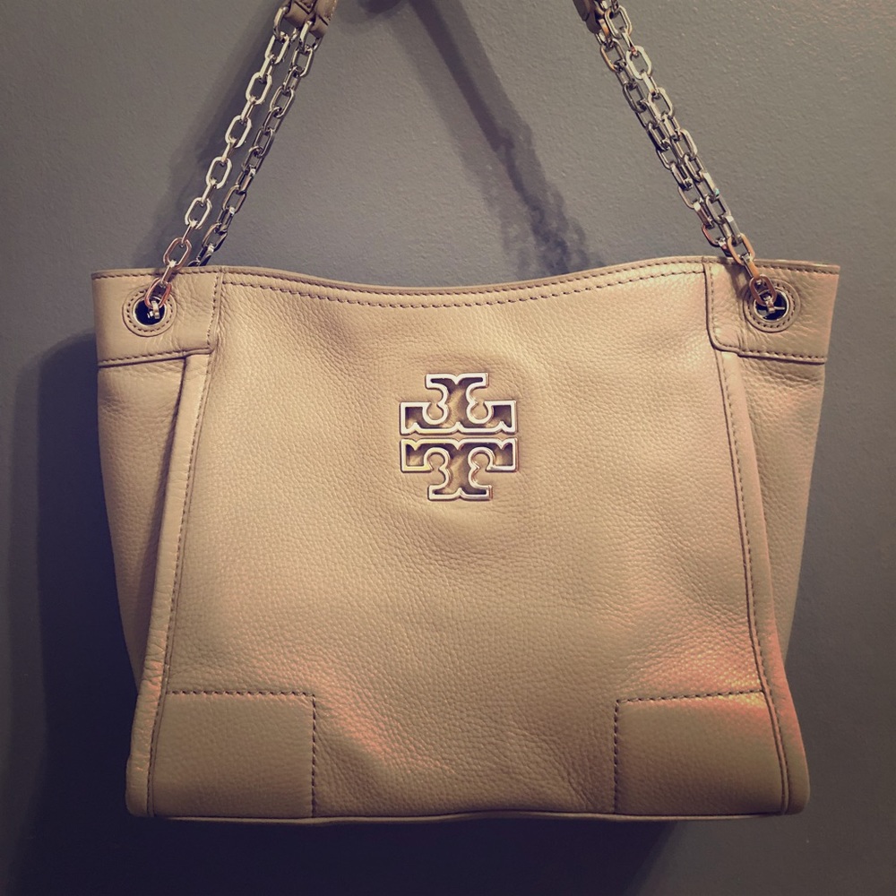 Tory Burch Beige Leather Shoulder Bag with Gold Chain